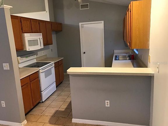 3rd image of 11892 Hullbridge Ct