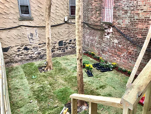 Rented by Premier Metro Realty Corp | media 5