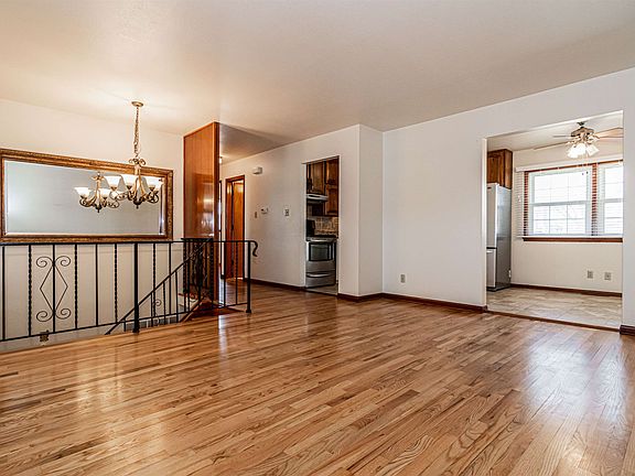 5th image of 1504 Rockwell Dr