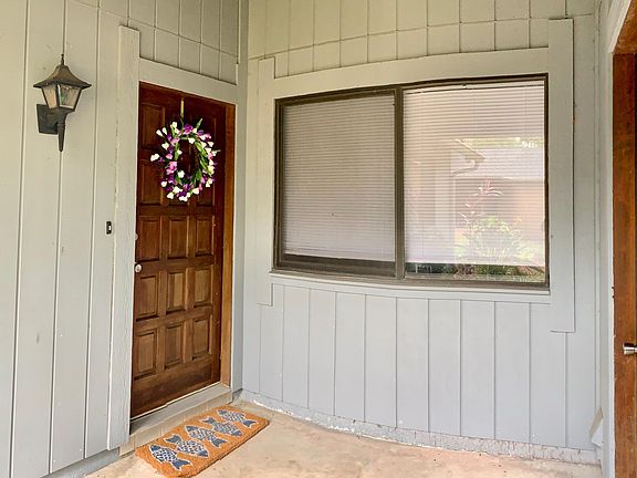 2nd image of 236 Ashford Ct