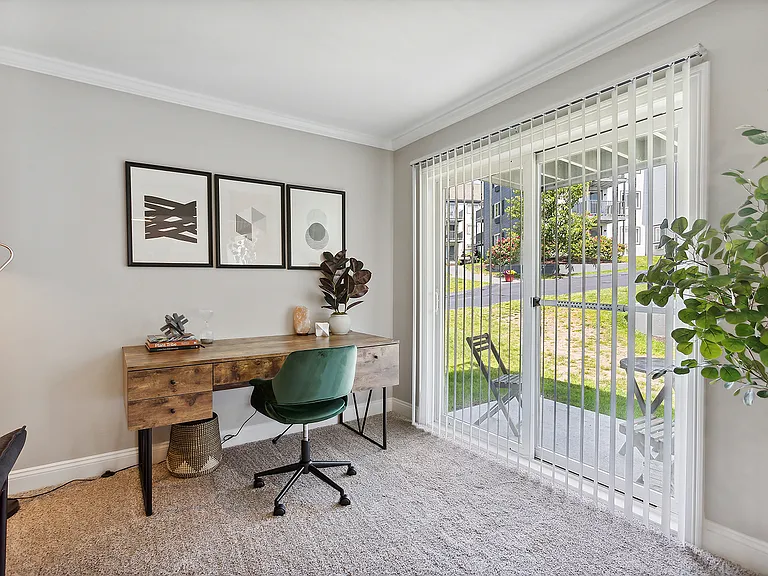Ridgeway Place — Photo 9