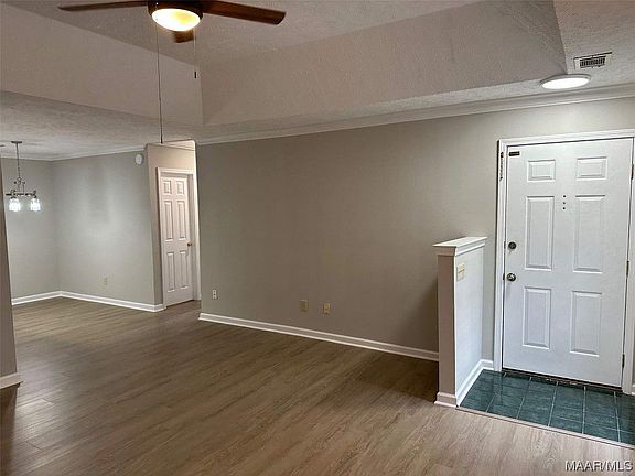 2nd image of 1672 Meadow Oak Ct