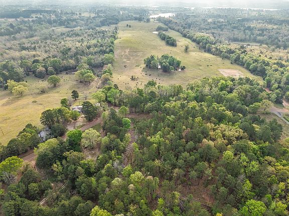 3rd image of 571 County Rd