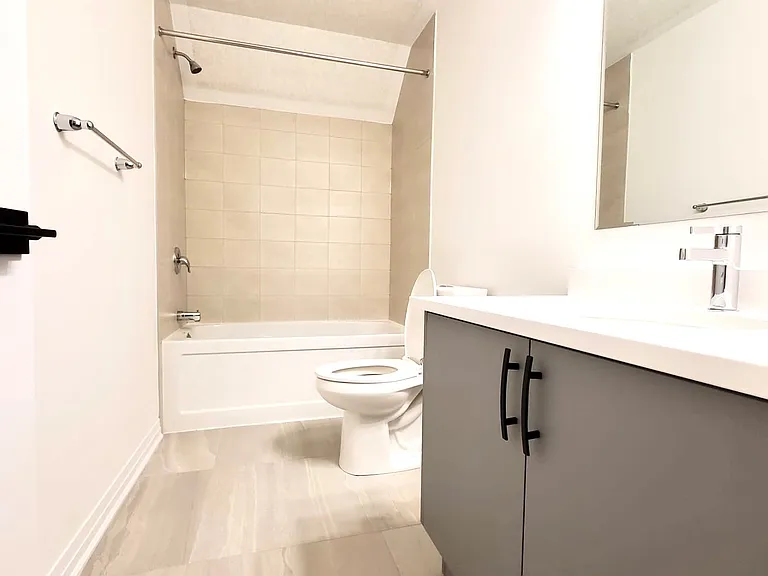 25 Isherwood Ave #D-50 — Photo 9