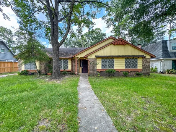 5907 Darkwood Dr, Houston, TX 77088