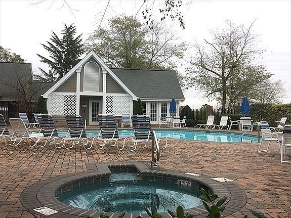 3rd image of 8216 Legare Ct #1