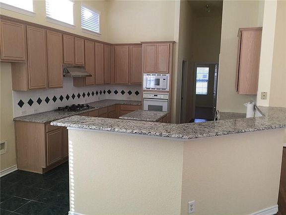 3rd image of 4316 Jenkins Dr