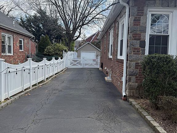 3rd image of 1905 Bryant Place
