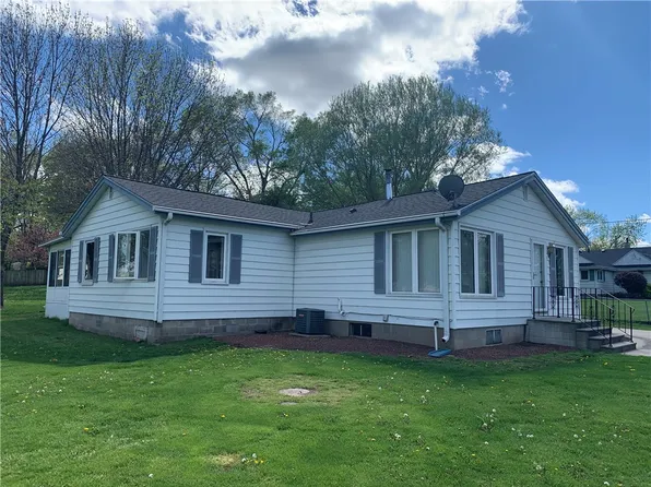 535 NE 47th Pl, Des Moines, IA 50313