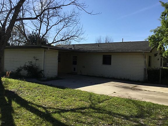 4th image of 624 N Fox Ave