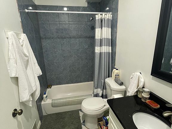5th image of 3712 S Hermitage Ave #1