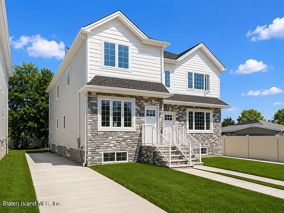 3rd image of 4693 Amboy Rd