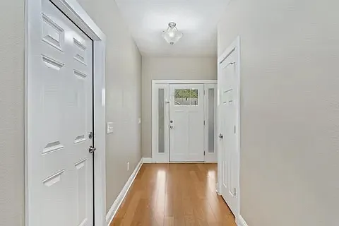 6013 Trestle St — Photo 1