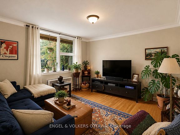 3rd image of 520 Hilson Ave
