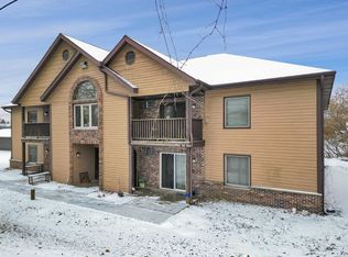 601 Bakertown Dr, Sullivan, WI 53178