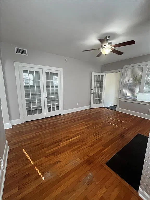 2 bed, 1.0 bath, 982 sqft, $2,250 — Photo 4