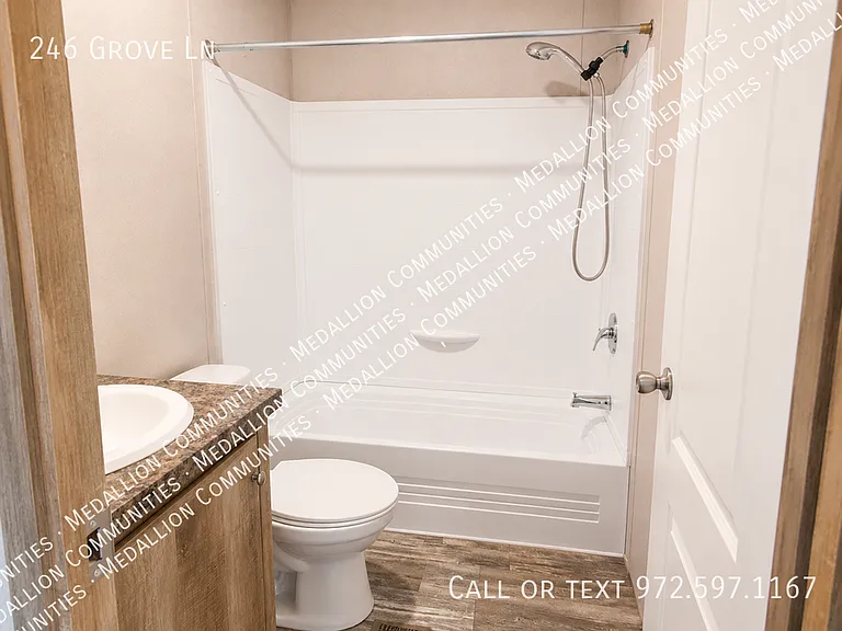 246 Grove Ln — Photo 7