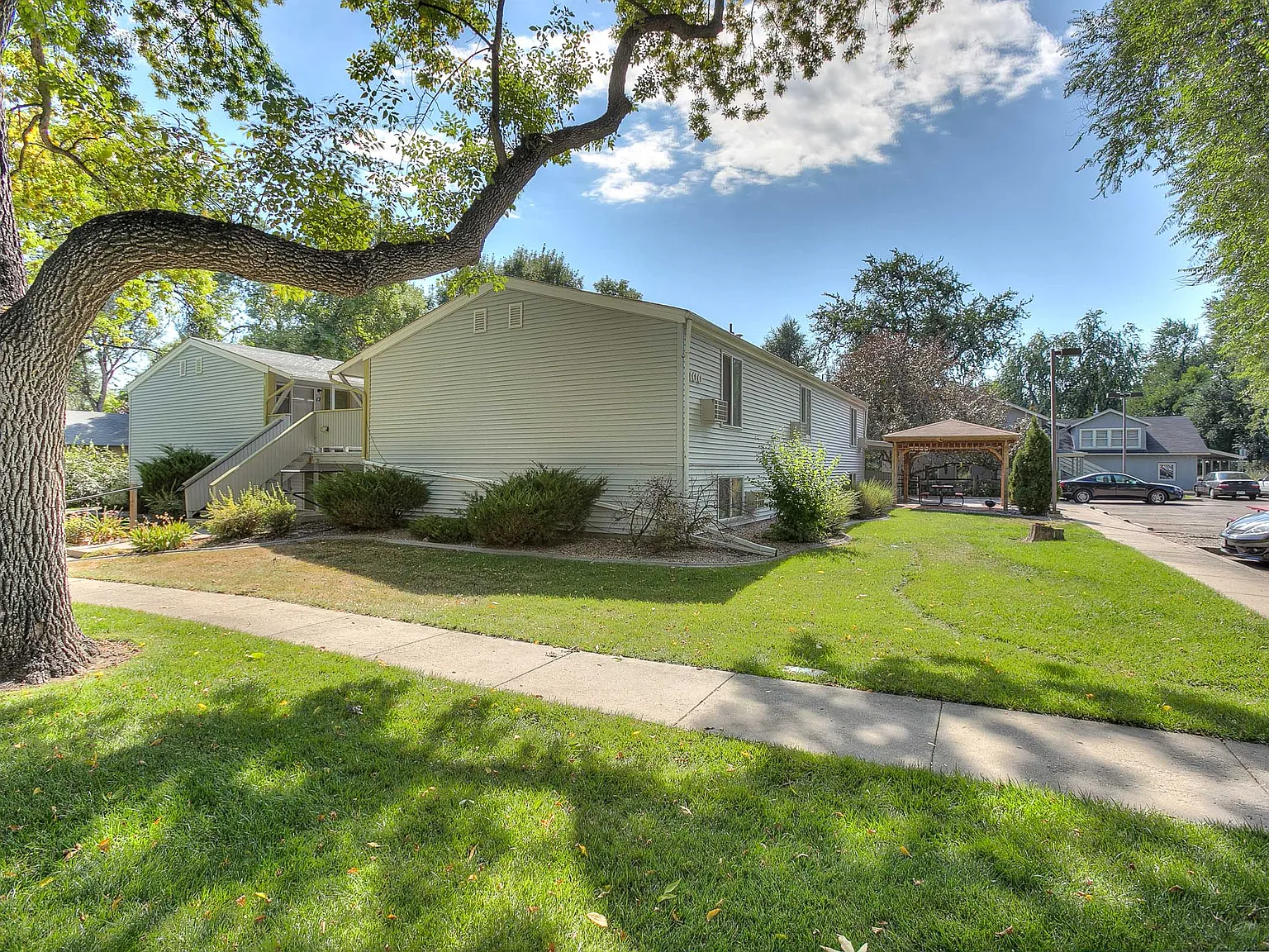 Village on Bryan — Photo 2