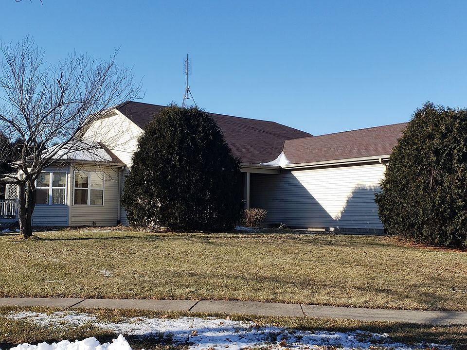 1st image of 105 Bree Dr