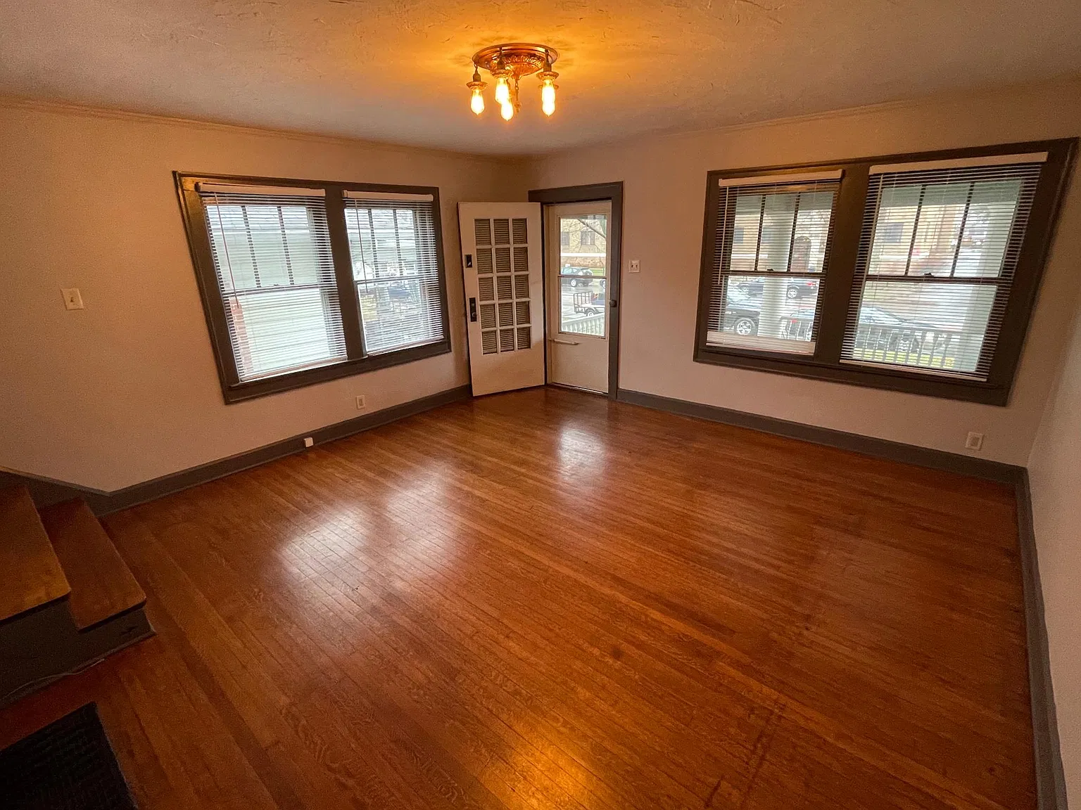 5340 N College Ave — Photo 3