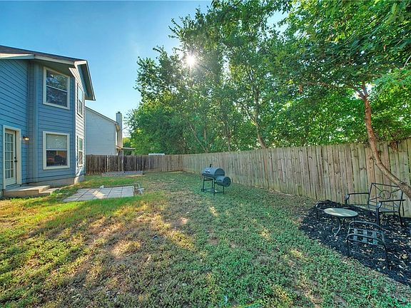 5th image of 2500 Georgian Dr
