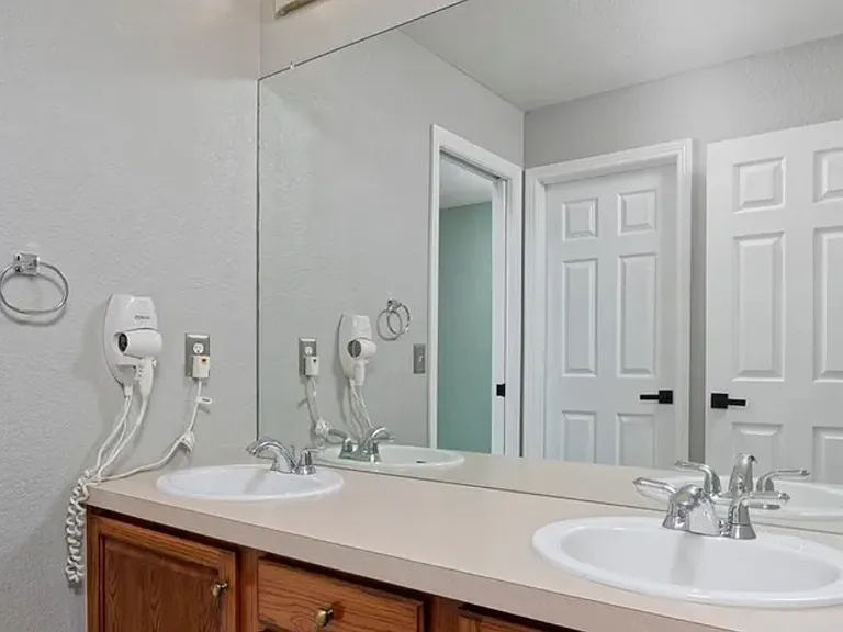 2804 W 111th Loop — Photo 36