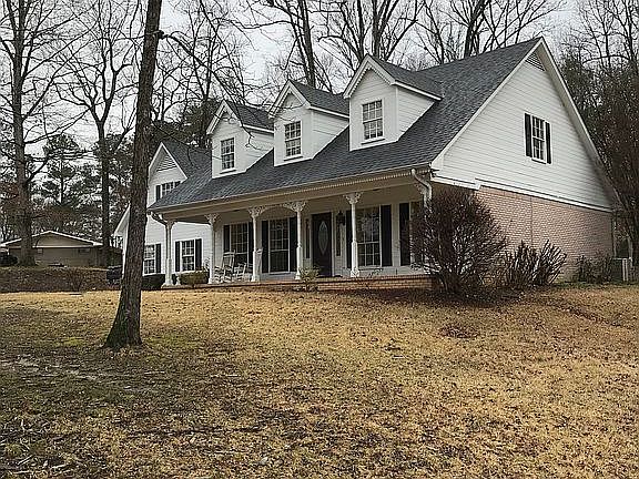 4th image of 916 W Chambers Dr