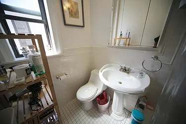 Rented by Metropolitan Realty