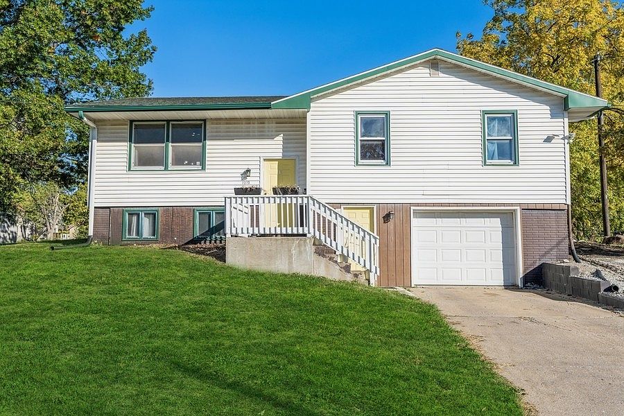 1315 Woodlawn Ave, Chariton, IA 50049 Zillow