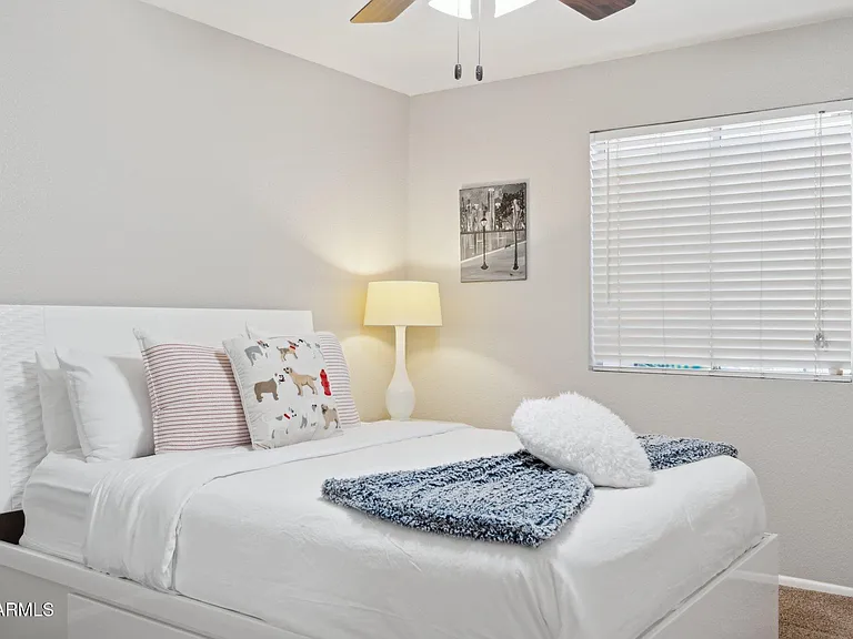4002 W Questa Dr — Photo 40