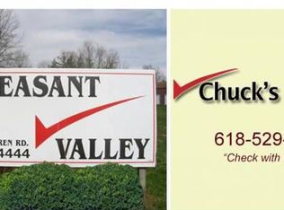 182 Warren Rd, Carbondale, IL 62901