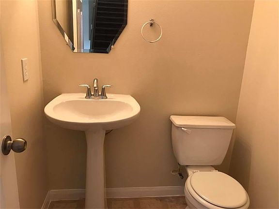 4th image of 21622 Donata Cir