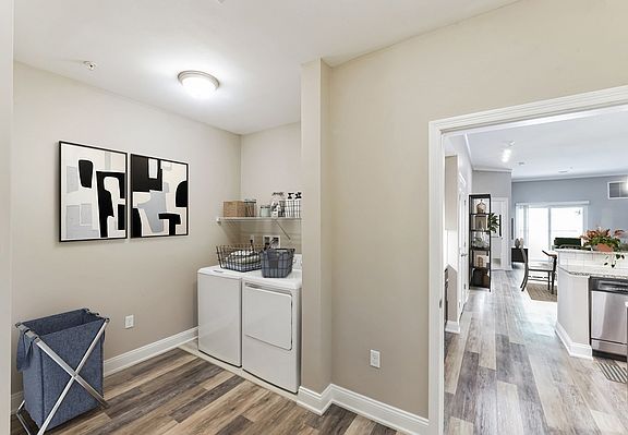 3rd image of 1100 Highcroft Pl #1706