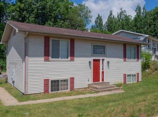 1226 Jack Pine Dr, Kalamazoo, MI 49006