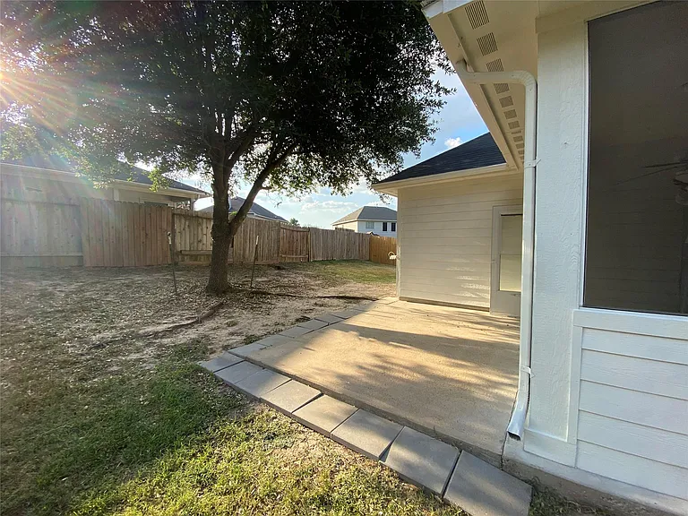 4903 Summer Ridge Dr — Photo 30