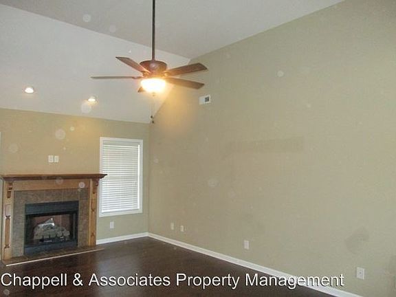 2nd image of 3476 Sikorsky Ln