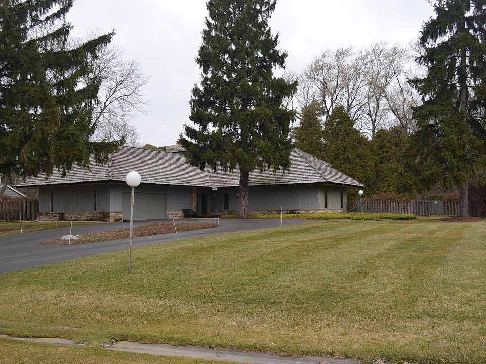 1st image of 1120 E Donges Ct