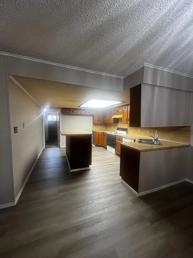 Move In Special Call Now — Photo 4