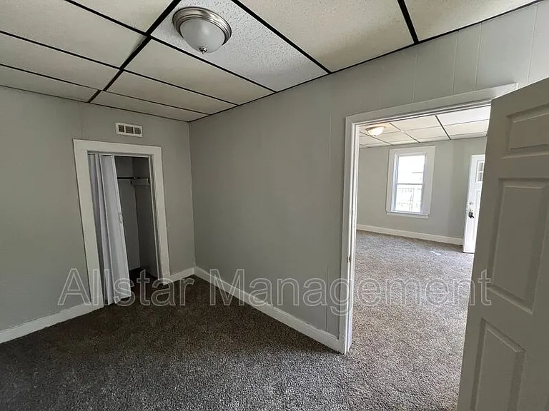 5915 Cable Ave — Photo 4