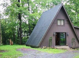 242 Bear Creek Rd, Schuylkill Haven, PA 17972