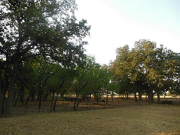 3rd image of 109 County Road 164