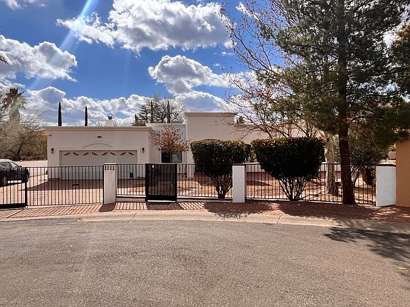 3rd image of 3051 N Sunset Pl