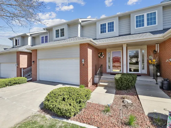 5925 Ep True Pkwy Unit 3, West Des Moines, IA 50266