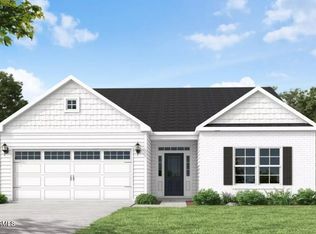 215 Winnsboro Rd, Raeford, NC 28376