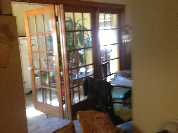 2nd image of 615 Williams Ave