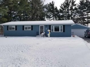N78W29179 Flynn Rd, Hartland, WI 53029