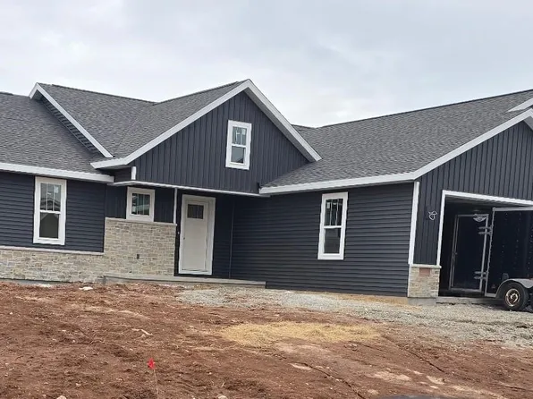 1626 Founders St, Neenah, WI 54956