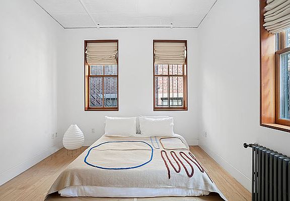 5th image of 15 Bleecker St APT 2