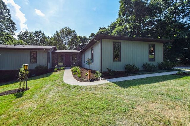 1st image of 5219 Burnt Quarter Dr