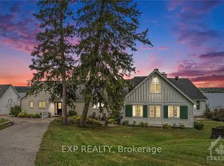 350 Berry Side Rd, Ottawa, ON K0A 1T0